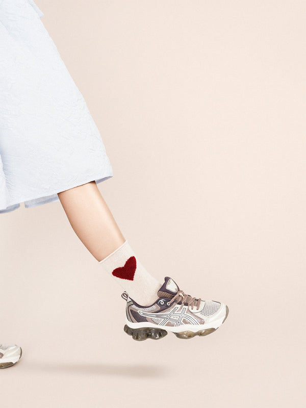 Hansel From Basel Love Cashmere Crew Beige