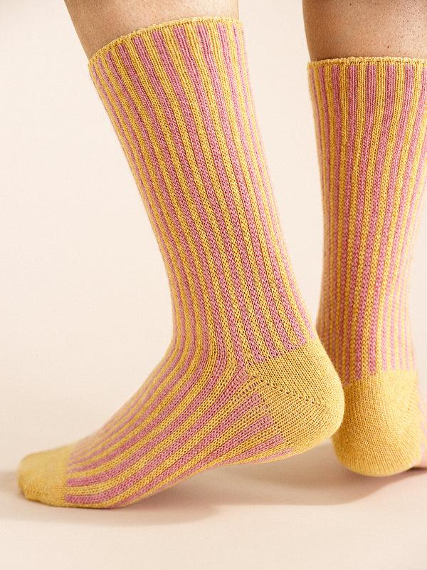 Hansel From Basel Magnolia Cashmere Crew Pink