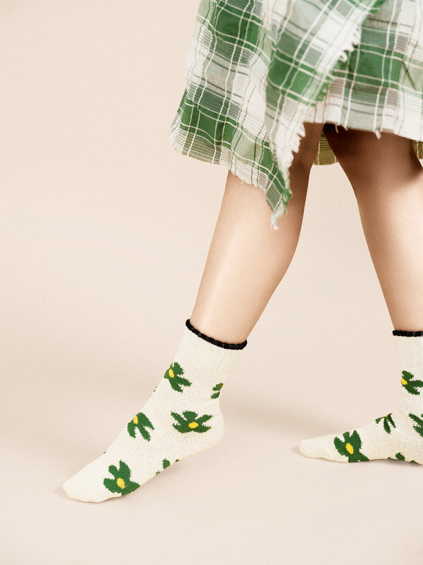 hansel from basel Mod Daisy Boucle Crew ivory