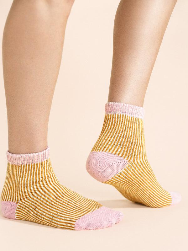 Hansel From Basel Umbrella Short Crew Cantalope