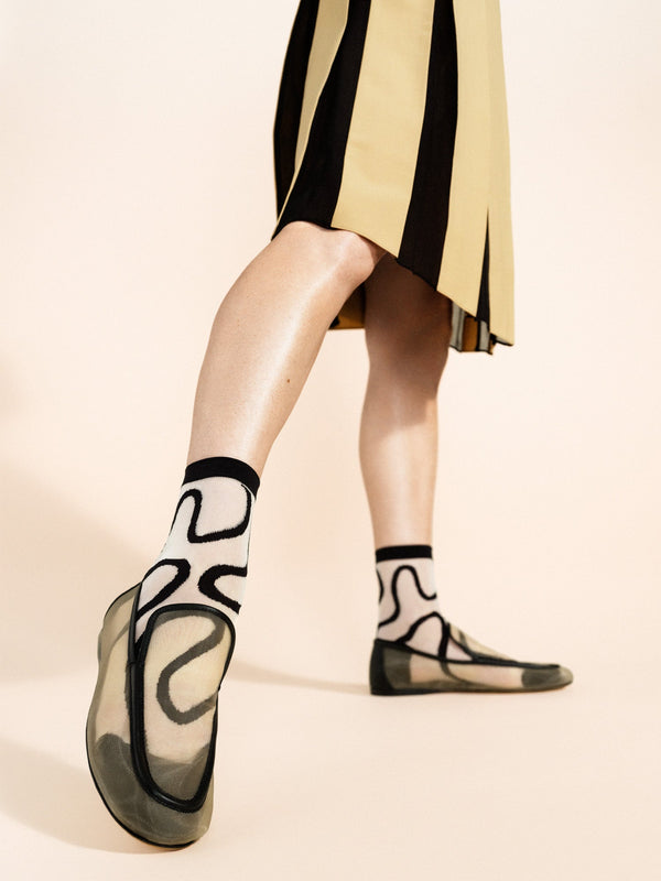 Hansel From Basel Wiggly Sheer Short Crew Black