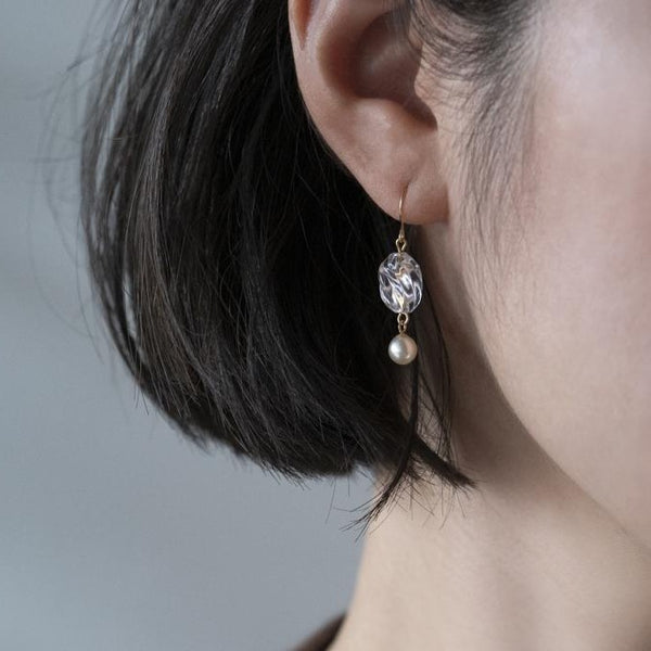 Hario Pearl Series: Wave Pearl Earrings