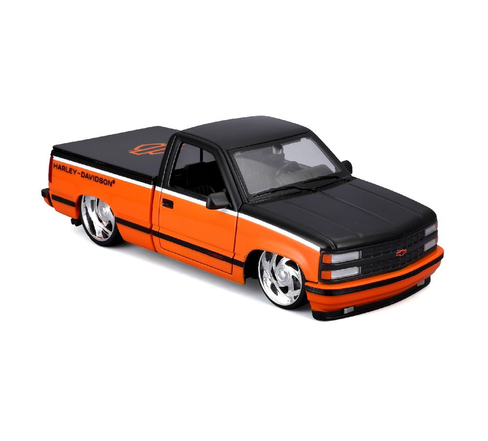 harley H-D 1:24 Scale Diecast Custom 1993 Chevrolet 454 SS Pickup Truck