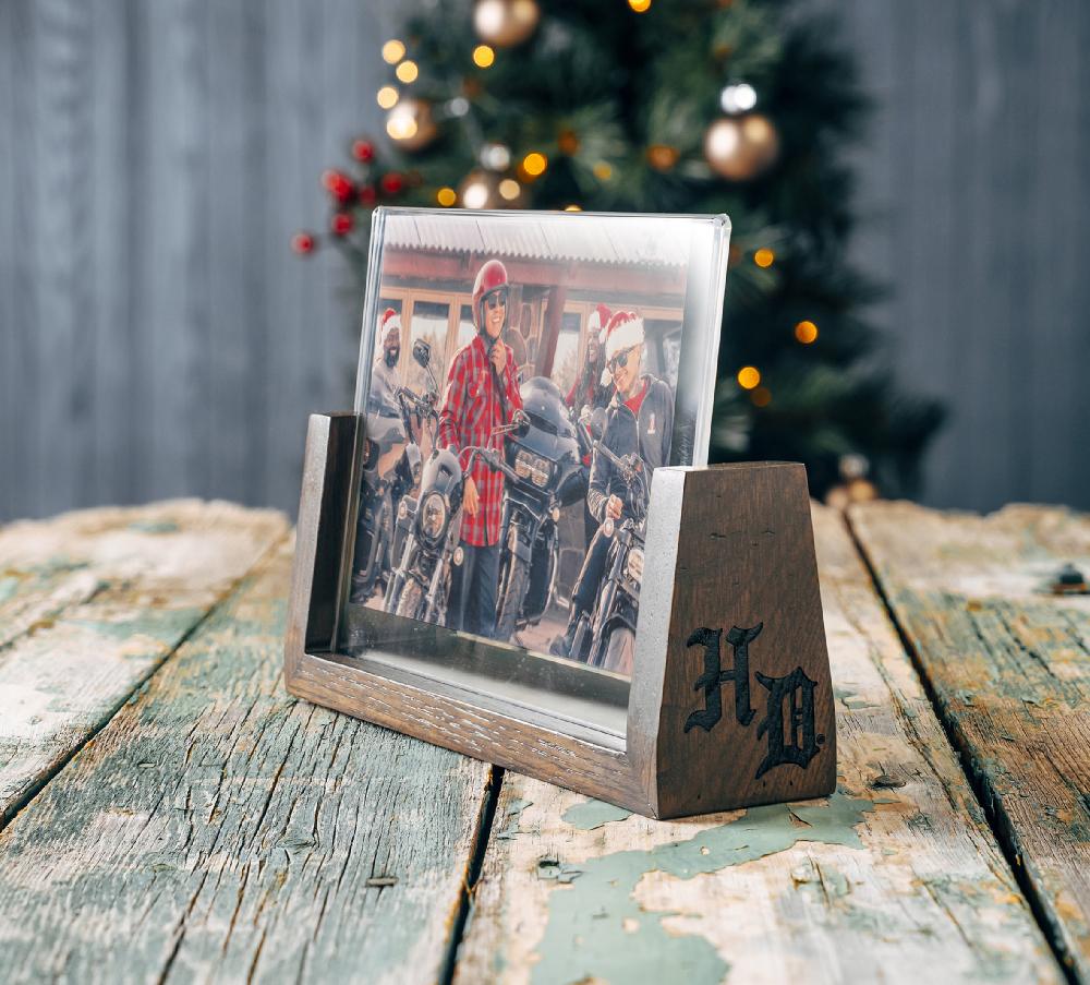 Harley Floating Décor Picture Frame