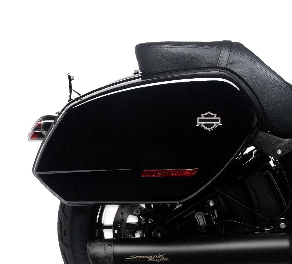 harley FXLRST Saddlebags – Vivid Black