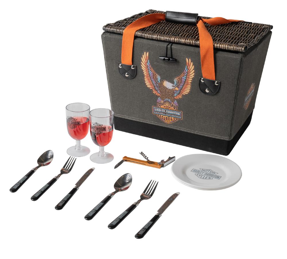Harley H-D Vivid Bar & Shield Eagle Picnic Basket