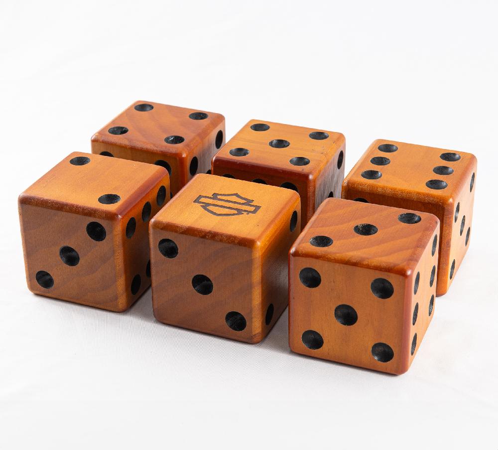 harley H-D XL Lawn Dice