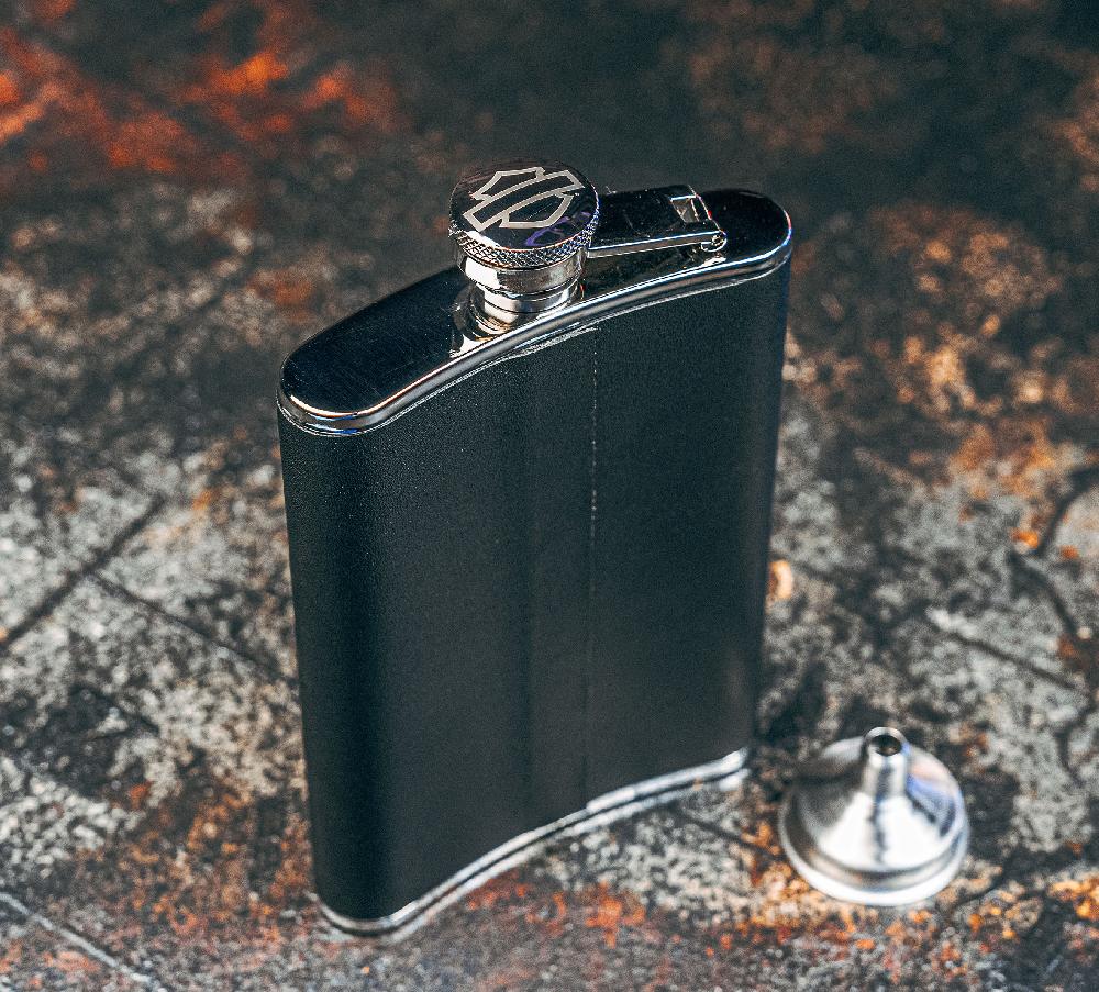 Harley Open Bar & Shield Flask
