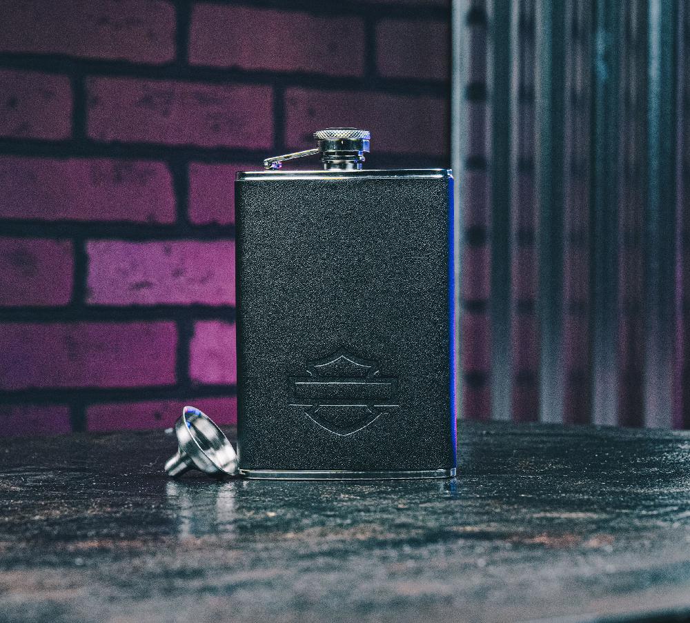 Harley Open Bar & Shield Flask