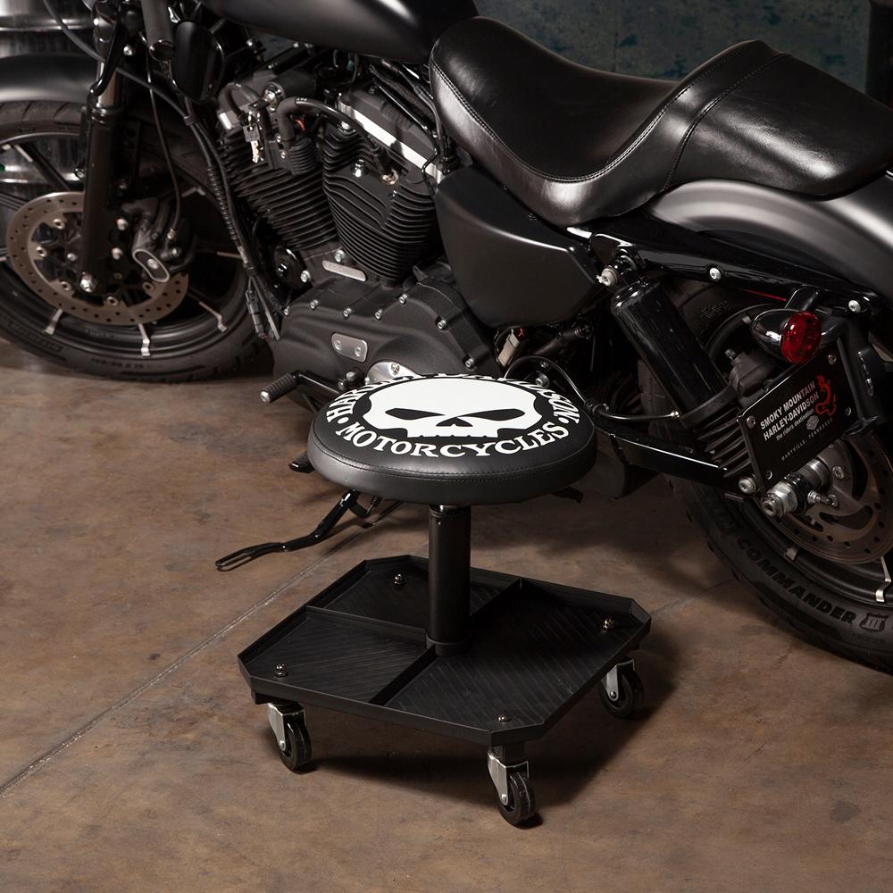Harley Skull Shop Pneumatic Stool