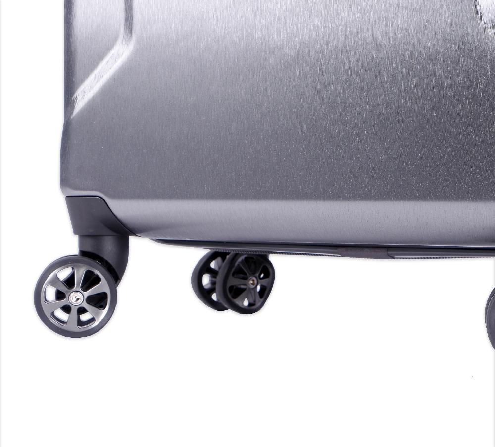 Harley Touring 26" Medium Hardside Luggage