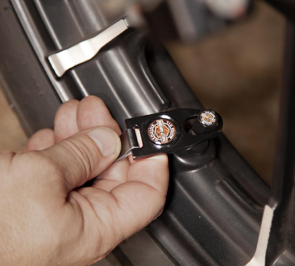 Harley Vintage Logo Key Chain With Valve Stem Covers