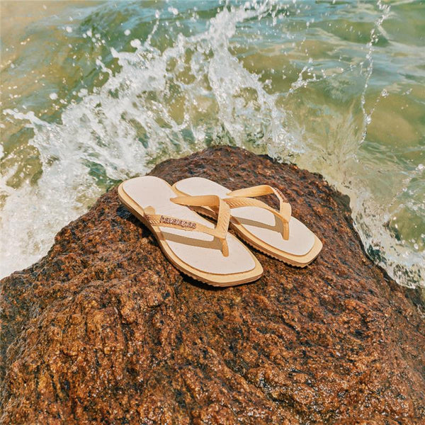 Havaianas Women's Top Square Fusion Flip Flops Golden