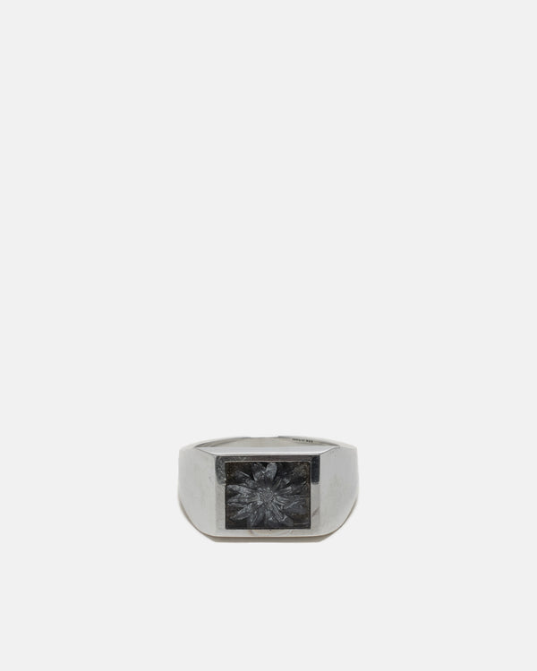 Haven Signet Ring With Steel Gray Flower Silver