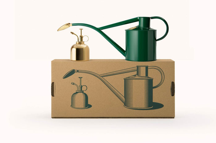 haws Green Rowley Ripple & Brass Smethwick Spritzer Indoor Metal Watering Can and Brass Spritzer Bundle