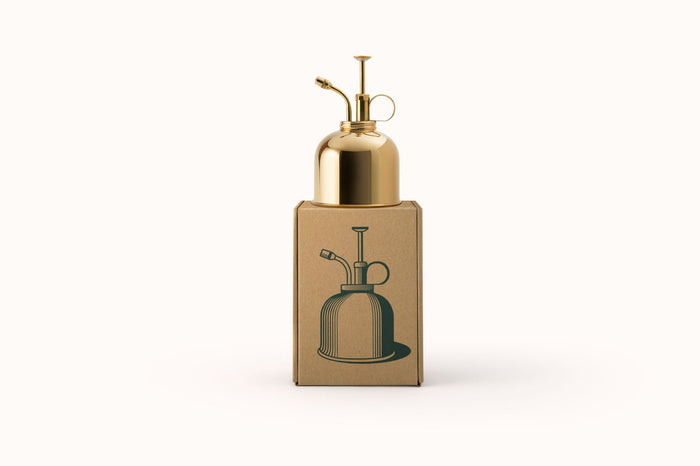 Haws Green Rowley Ripple & Brass Smethwick Spritzer Indoor Metal Watering Can And Brass Spritzer Bundle