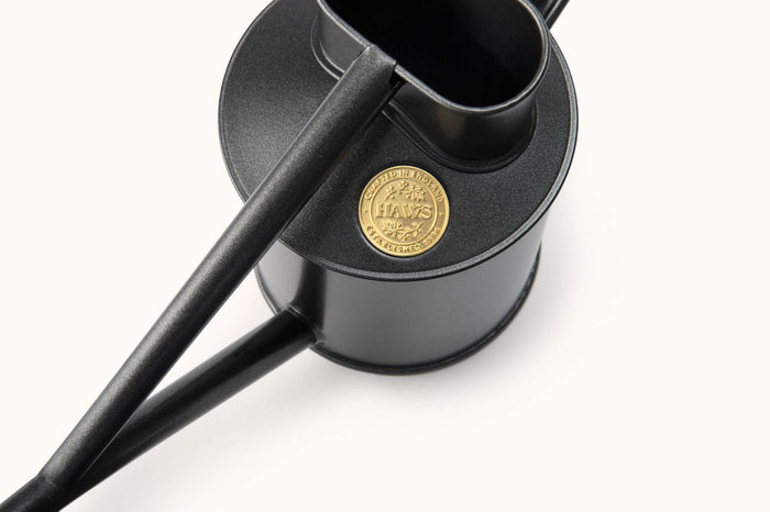 Haws The Fazeley Flow - Plants And Flowers Set - Graphite & Cream - Two Pint Indoor Metal Watering Can And Jug Bundle