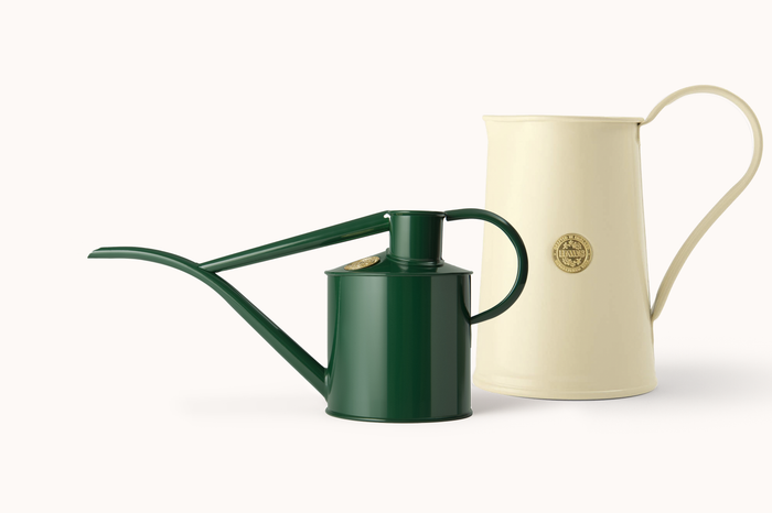 haws The Fazeley Flow - Plants and Flowers Set - Green & Cream - Two Pint Indoor Metal Watering Can and Jug Bundle