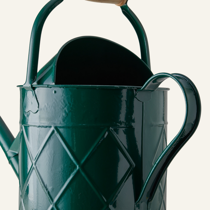 Haws The Hockley Heritage HDG - 2 Gallon Green Outdoor Metal Watering Can