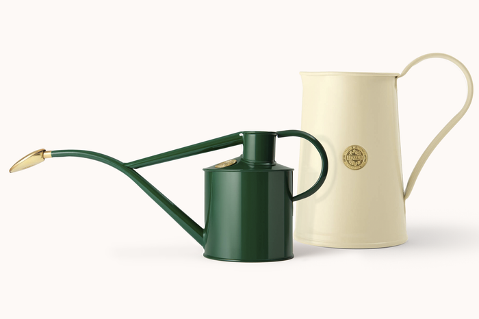haws The Rowley Ripple - Plants and Flowers Set - Green & Cream - Two Pint Indoor Metal Watering Can and Jug Bundle