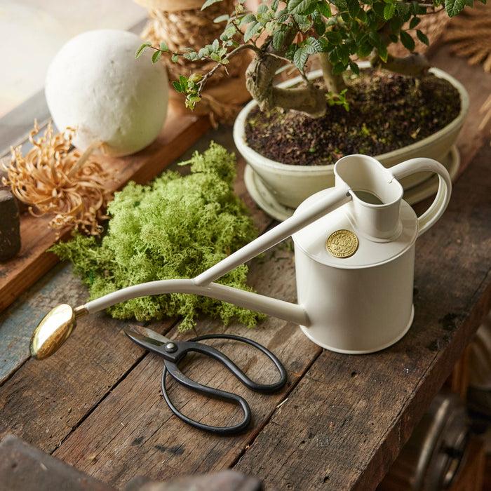 Haws The Rowley Ripple - White Granite - Two Pint Indoor Metal Watering Can