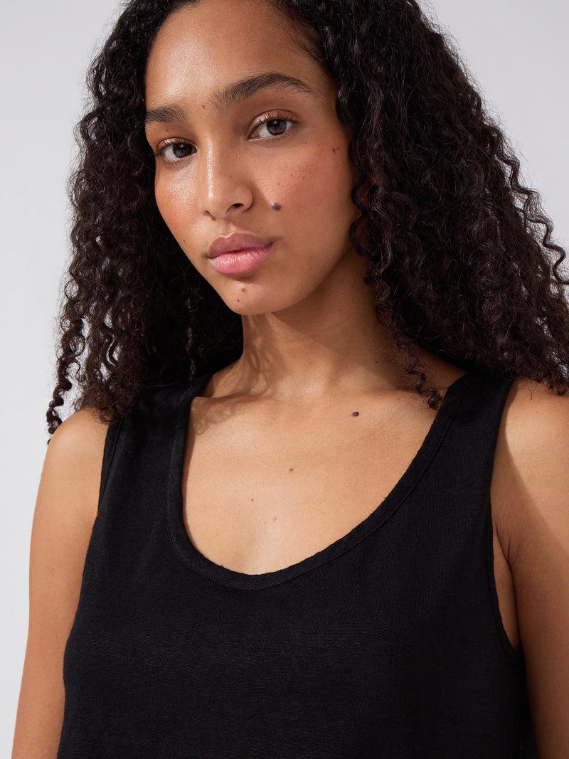 Hayley Menzies Linen Vest Black