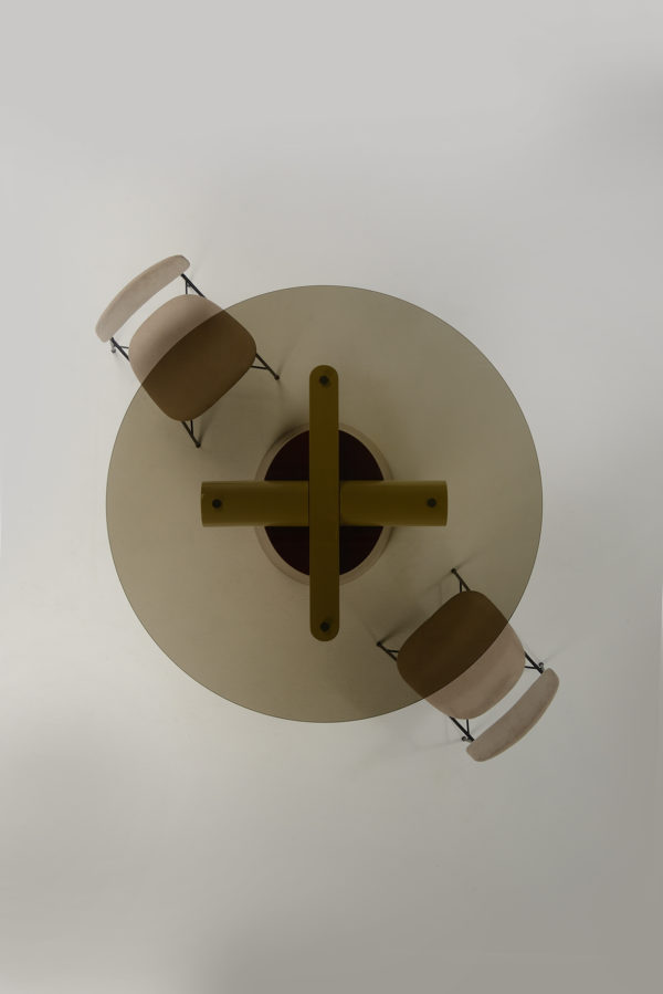 Haymann BETTY ROUND DINNER TABLE