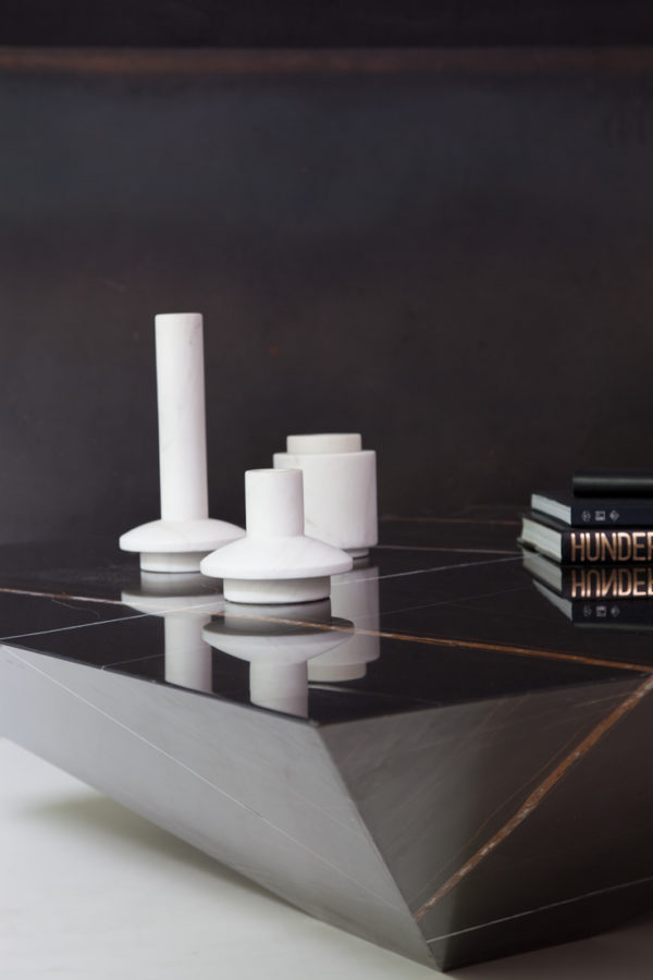 Haymann Lythos Table