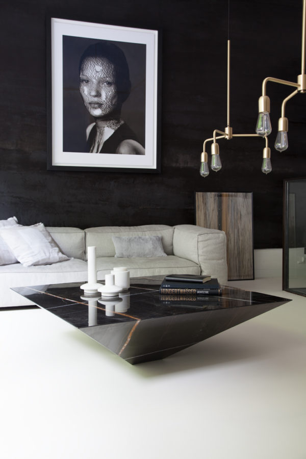 haymann Lythos table