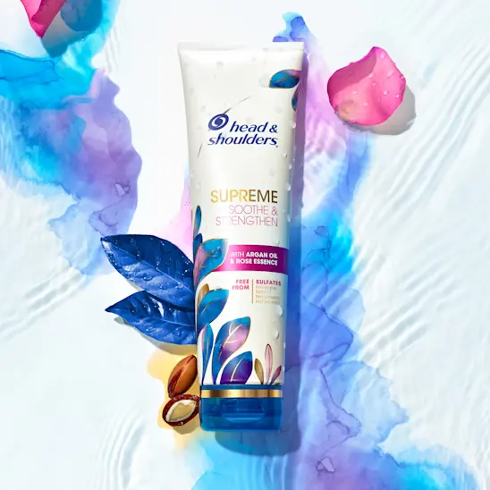 Head & Shoulders Supreme Soothe & Strengthen Hair & Scalp Conditioner