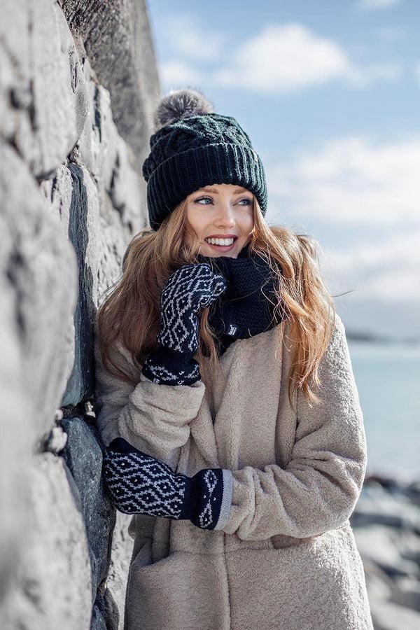 Heat Holders Women's Copenhagen Mittens Light Grey