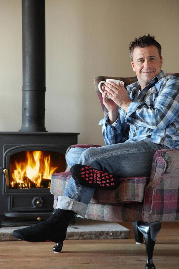 Heat Holders Men's Big/Tall Slipper Socks Black With Red Grip