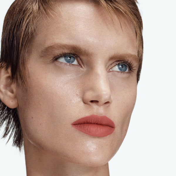 Heaven Scent Byredo Liquid Lipstick Matte Space In Between 161