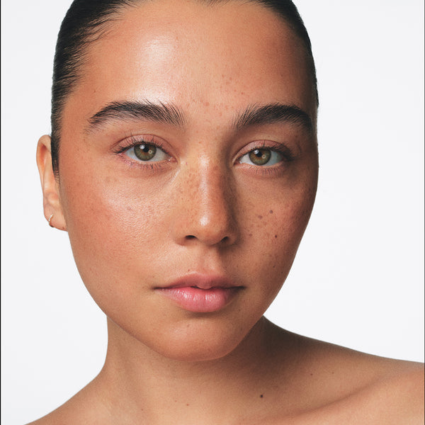 Heaven Scent Fara Homidi Essential Bronzer Compact – Lumen