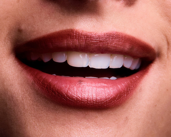 Heaven Scent Fara Homidi Smudge & Contour Lip Pencil – Demi