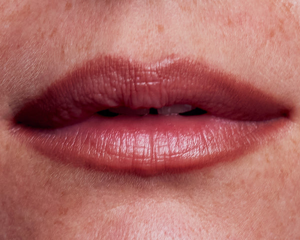 Heaven Scent Fara Homidi Smudge & Contour Lip Pencil – Minky