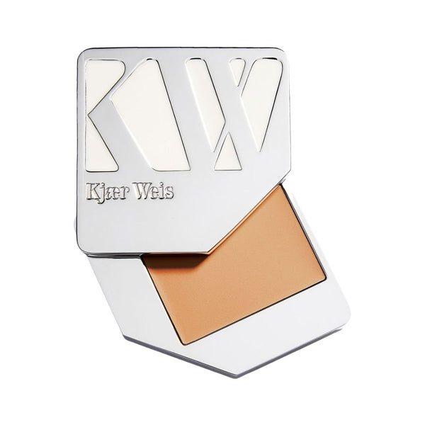 heaven scent Kjær Weis KW Cream Foundation