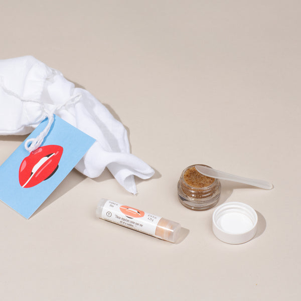 Heaven Scent Nykr Lip Saving Kit