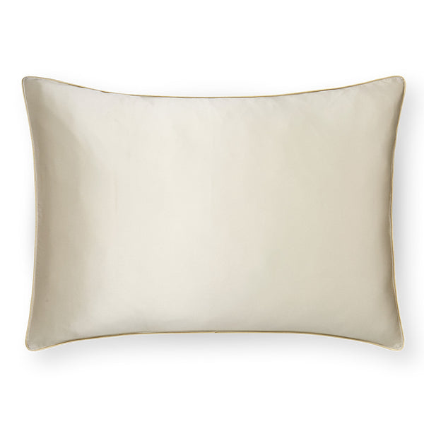 heaven scent The Beauty Sleeper Wild Chamomile Silk Pillowcase