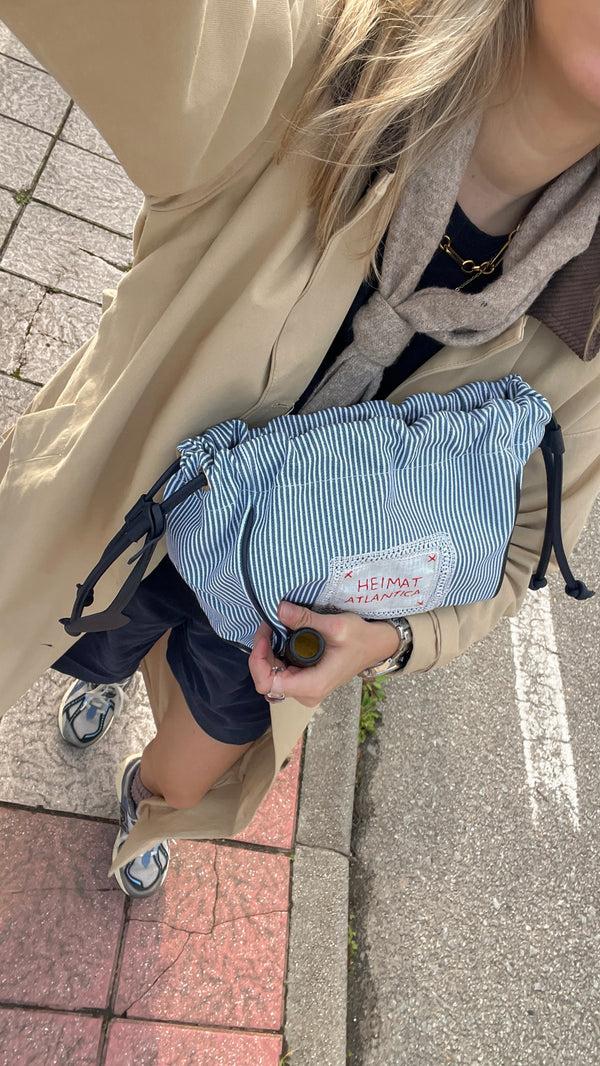 Heimat Atlantica POUCH BLUE "Camariñas" CAPSULE COLLECTION CAMARINAS POUCH