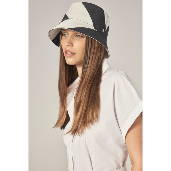 Helen Kaminski Arlo Hat Bucket Black/ Coconut