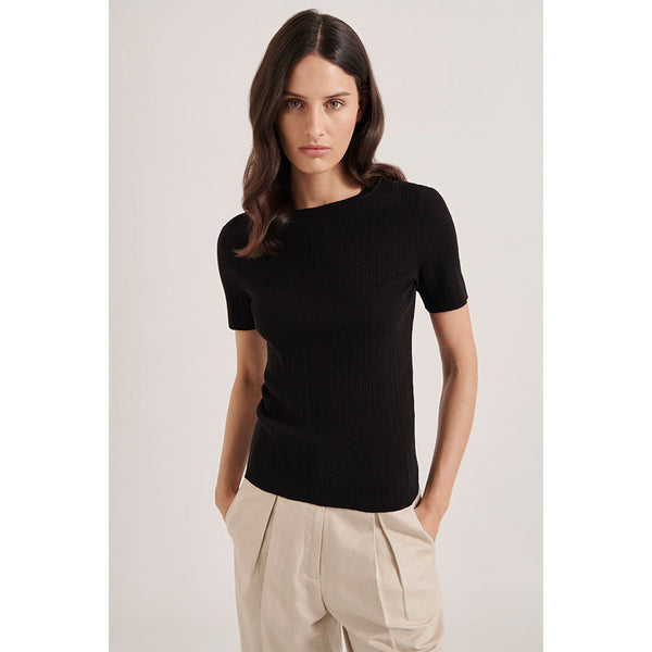 Helen Kaminski Sara Black