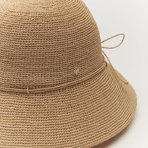 Helen Kaminski Villa 6 Nougat