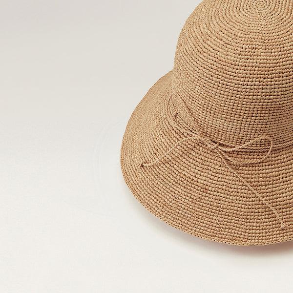 Helen Kaminski Villa 9 Nougat