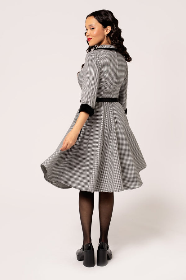 Hell Bunny Teddy Knee Dress Black/White