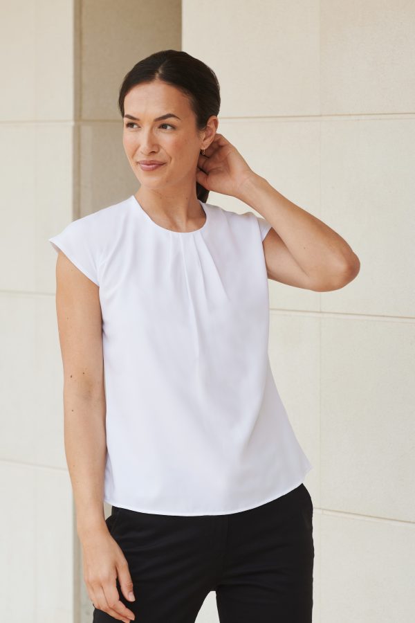 henbury H597 PLEAT FRONT S/S BLOUSE
