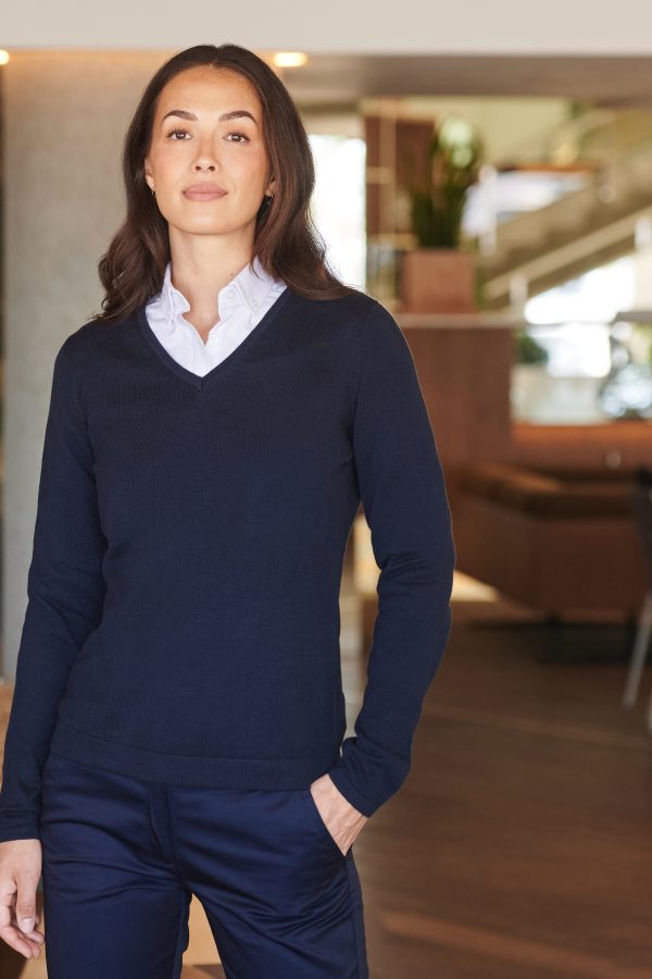 henbury H721 LADIES’ 12gg V-NECK JUMPER