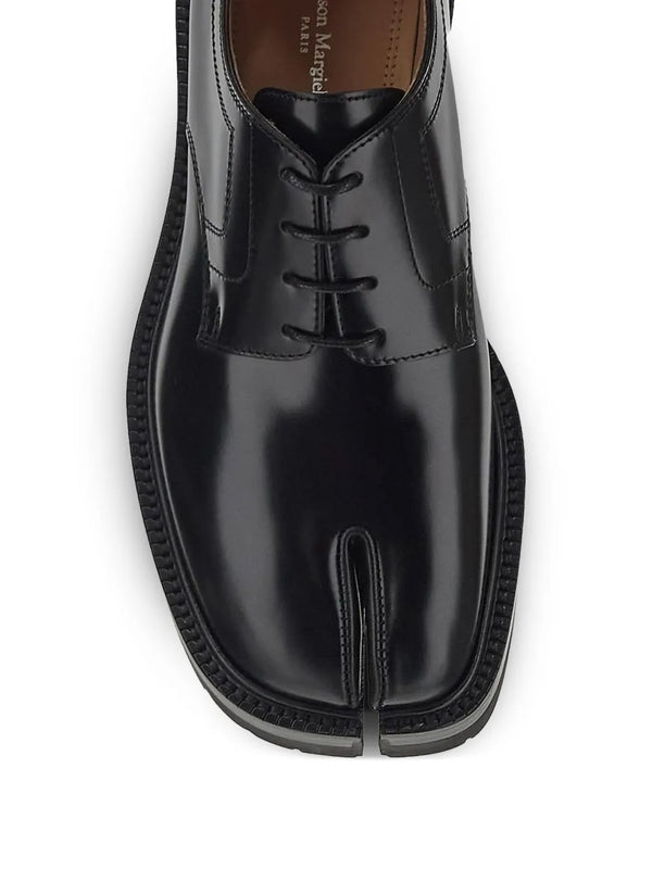 Henrik Vibskov AW25 Womens Tabi County Lace Up - Patent Black