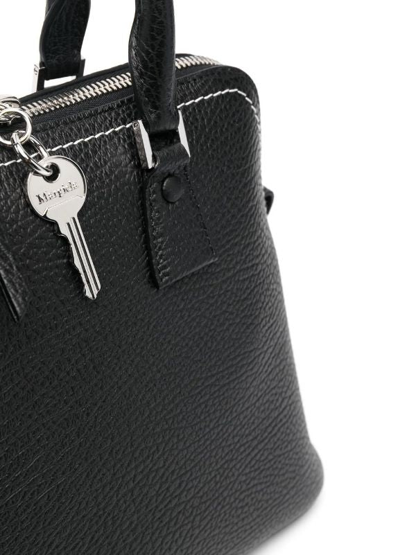 Henrik Vibskov 5AC Classique Medium - Black