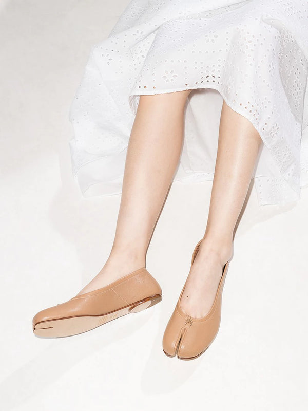Henrik Vibskov Ballerina Tabi - Cappuccino
